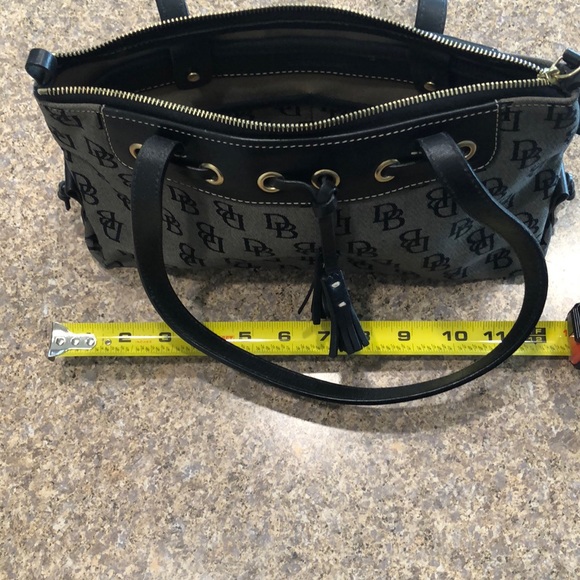 Dooney & Bourke black leather with DB monogram bag - Picture 3 of 15